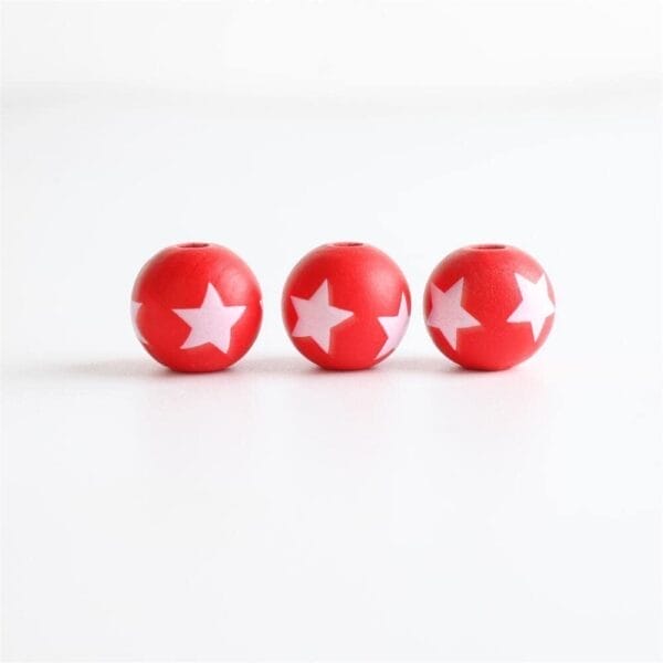 July 4th Patriotic Wooden Beads: Red star print wooden beads in bulk for DIY garland and jewelry making.