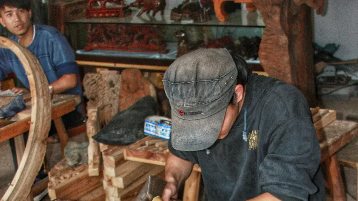 How to cut letters out of wood