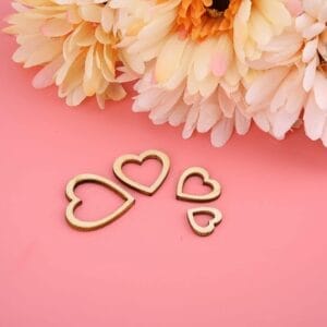 Eco-friendly wooden craft: Set of assorted wood hearts, perfect for DIY projects and home decor.