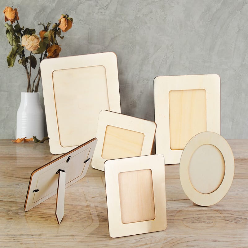 Assortment of blank wood framed signs wholesale in various sizes, perfect for DIY projects. Wholesale supplier of 5/6/7 inch frames.