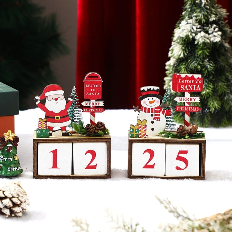 Wooden advent calendar wholesale with Santa and snowman decorations; numbers 12 and 25 displayed. Wholesale.