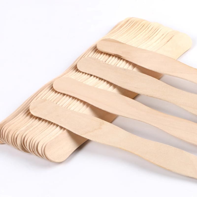 Wooden craft sticks: Bulk pack of natural wooden popsicle sticks, ideal for crafts and DIY projects.