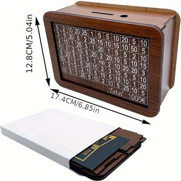 Wooden coin & bill money box, dark brown finish, displays numbered slots for saving euros. Total: 1000€