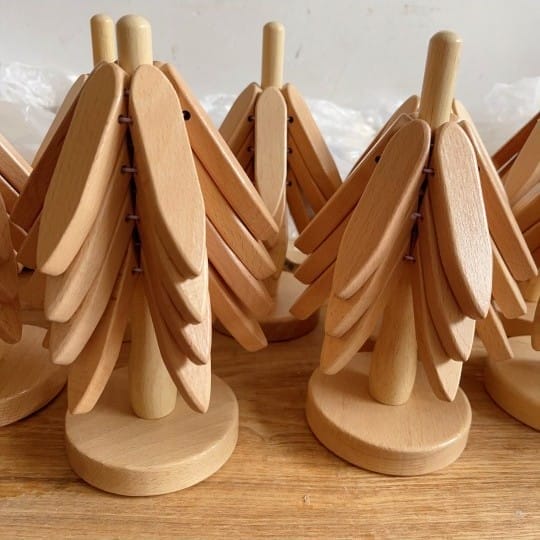 Set of wooden tree coasters, heat-resistant & perfect as creative trivet sets