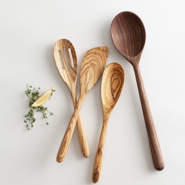 Olive wood and walnut wood kitchen spoons: Set of four handcrafted cooking utensils, perfect for any kitchen.
