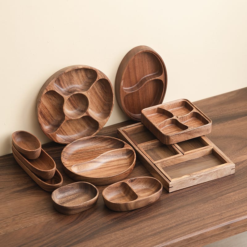 Wood bowls wholesale: Assortment of handcrafted wooden snack bowls & serving trays, perfect for home or restaurant use. Manufacturer direct.