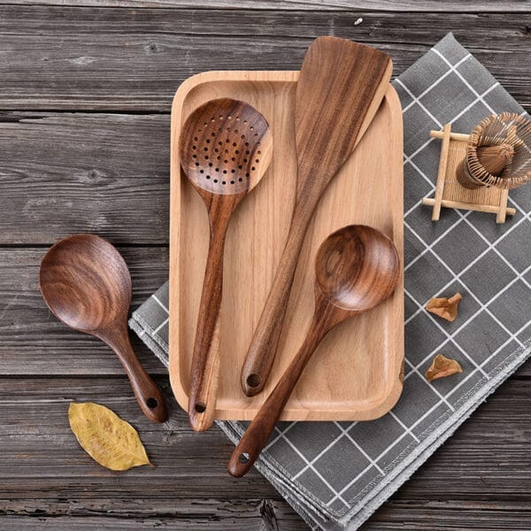 Set of handcrafted teak wood cooking spoons and spatula. Perfect for kitchenware, wholesale.