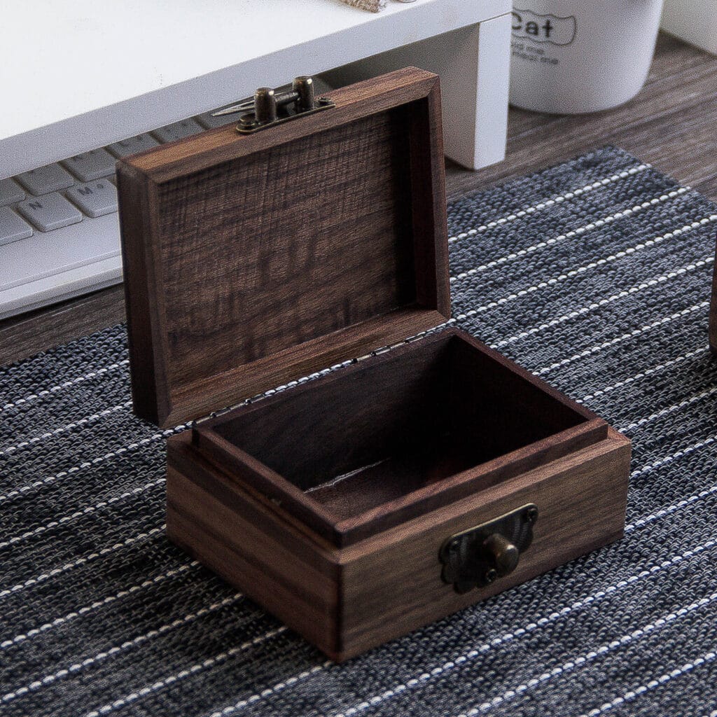 Custom Wooden Trinket Box: Dark brown square storage box with hinged lid and metal clasp. Perfect for jewelry or small keepsakes.