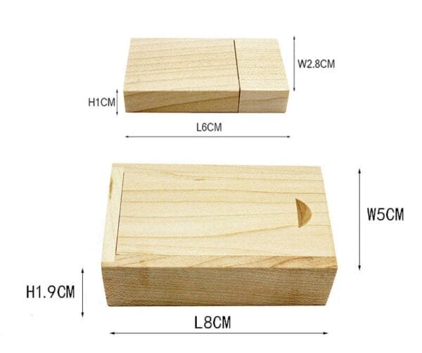 AUTO-DRAFT: Wooden USB drive (6x2.8x1cm) and matching wooden box (8x5x1.9cm)
