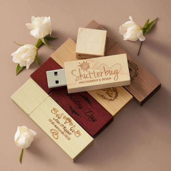 Wood USB drives with logo: Personalized wooden flash drives for photography, wedding gifts, or business branding.