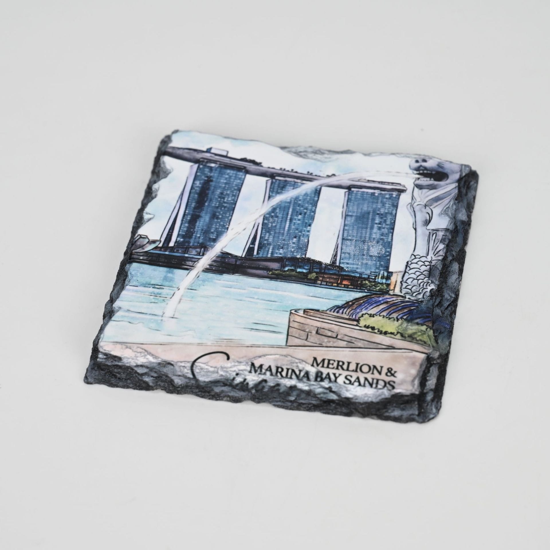 Merlion & Marina Bay Sands souvenir magnet, showcasing Singapore's iconic landmarks.