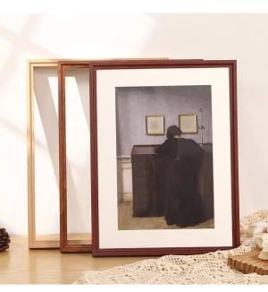 Solid Wood Picture Frames Wholesale: Customizable vintage oil painting frames in light and dark wood.