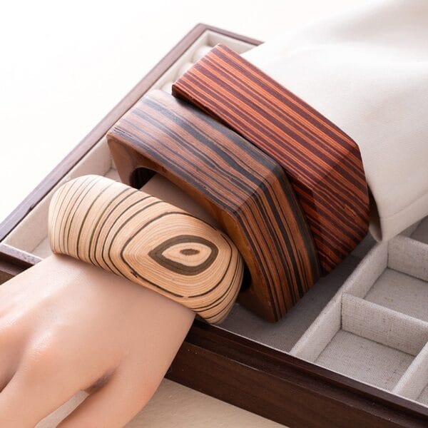 Vintage Square & Hexagon Wooden Bangles: Handcrafted wooden bracelets in square and rounded styles.