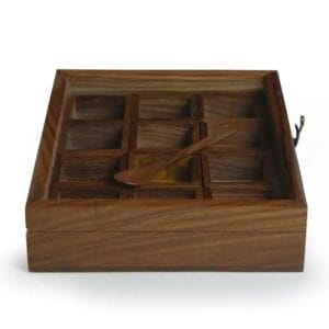 Wooden spice box wholesale: Wooden spice box with 9 compartments and a small serving spoon.