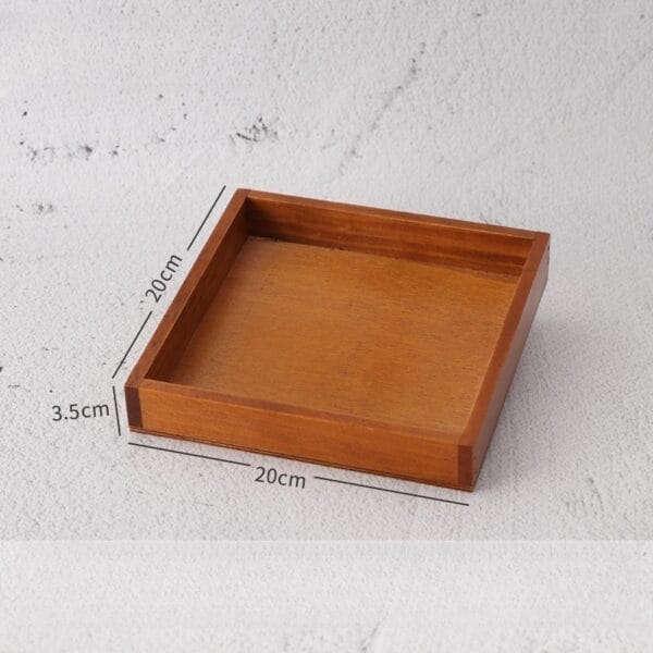 Square wooden tray with 20cm sides and 3.5cm height